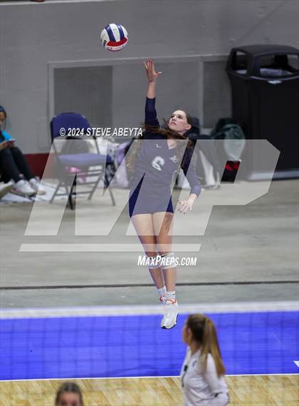 Thumbnail 3 in Pine Creek vs. Loveland (CHSAA 5A First Round Elimination Bracket) photogallery.