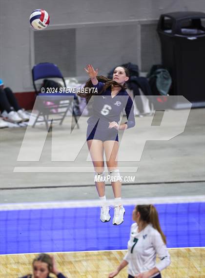 Thumbnail 3 in Pine Creek vs. Loveland (CHSAA 5A First Round Elimination Bracket) photogallery.