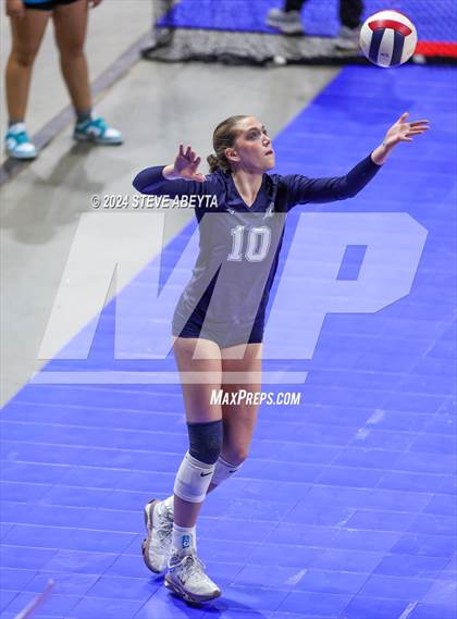 Thumbnail 2 in Pine Creek vs. Loveland (CHSAA 5A First Round Elimination Bracket) photogallery.