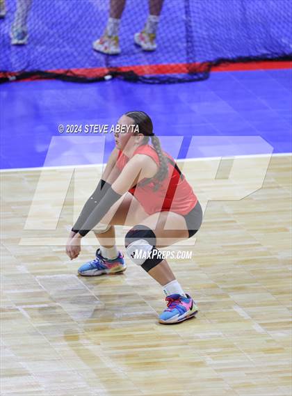 Thumbnail 3 in Pine Creek vs. Loveland (CHSAA 5A First Round Elimination Bracket) photogallery.