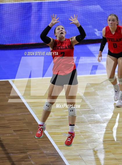 Thumbnail 3 in Pine Creek vs. Loveland (CHSAA 5A First Round Elimination Bracket) photogallery.