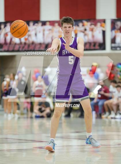 Thumbnail 2 in Riverton @ Herriman photogallery.