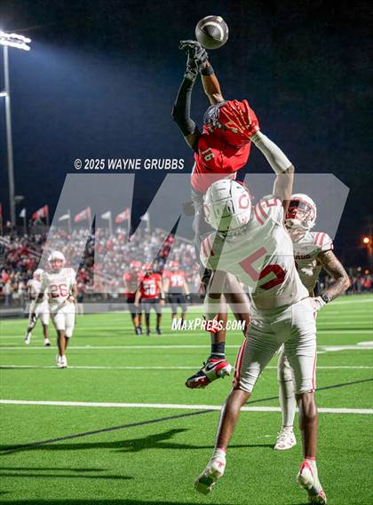 Thumbnail 2 in Carthage @ Kilgore photogallery.