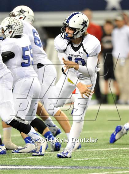 Thumbnail 2 in Navasota vs. Argyle (UIL 4A Division 1 Final)  photogallery.