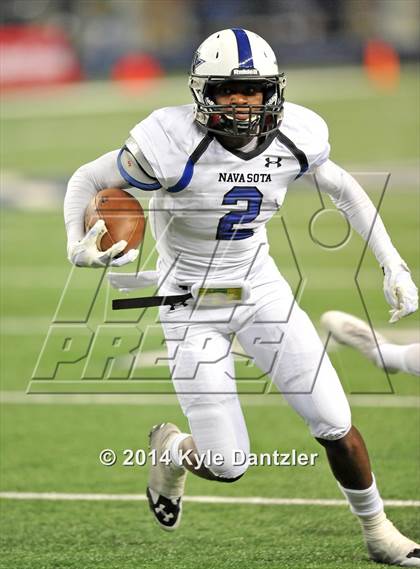 Thumbnail 2 in Navasota vs. Argyle (UIL 4A Division 1 Final)  photogallery.