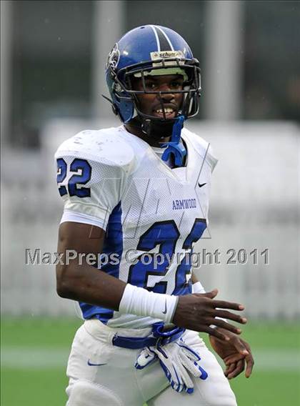 Thumbnail 2 in Lincoln vs. Armwood (FHSAA 4A Final) photogallery.