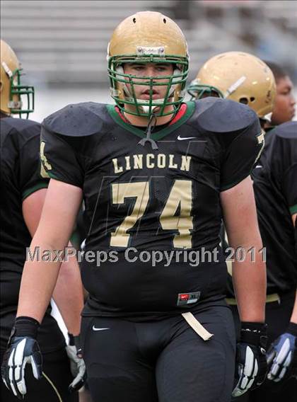 Thumbnail 3 in Lincoln vs. Armwood (FHSAA 4A Final) photogallery.