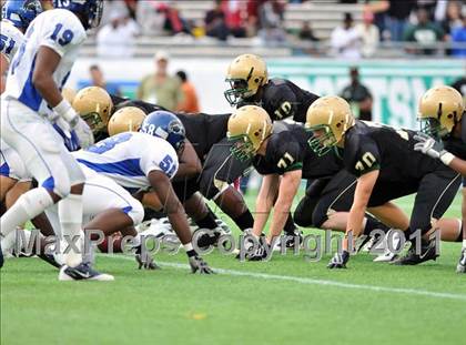 Thumbnail 2 in Lincoln vs. Armwood (FHSAA 4A Final) photogallery.