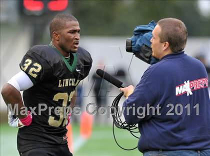 Thumbnail 1 in Lincoln vs. Armwood (FHSAA 4A Final) photogallery.