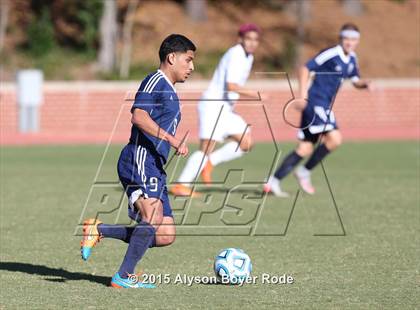 Thumbnail 3 in Salisbury vs. Washington (NCHSAA 2A Final) photogallery.