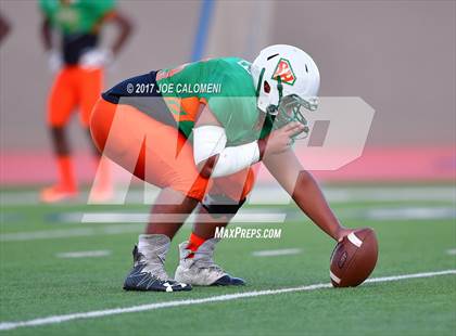Thumbnail 2 in Burbank vs Houston [Sam] photogallery.
