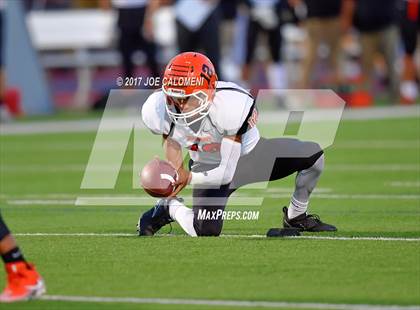 Thumbnail 1 in Burbank vs Houston [Sam] photogallery.