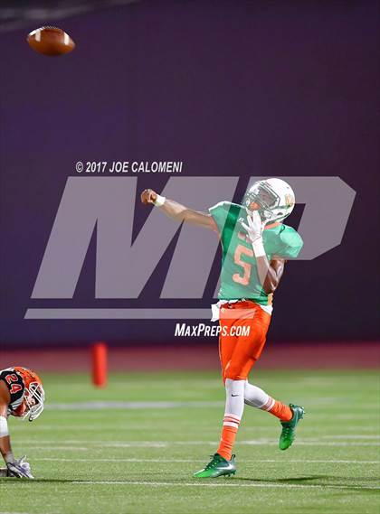 Thumbnail 3 in Burbank vs Houston [Sam] photogallery.