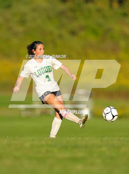 Thumbnail 3 in Bishop Ludden vs Fabius Pompey photogallery.