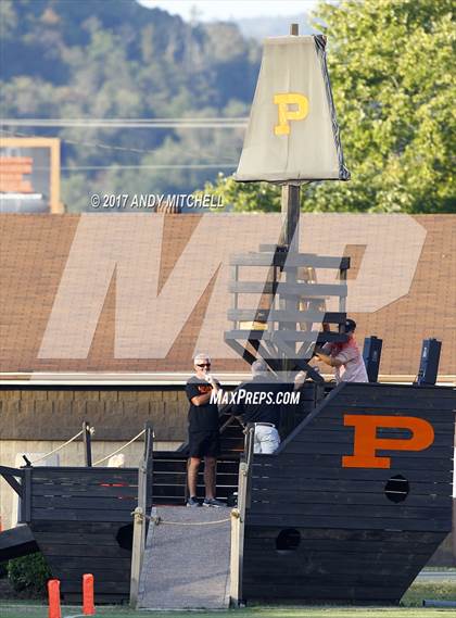 Thumbnail 2 in Whitwell @ South Pittsburg photogallery.