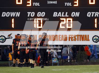 Thumbnail 3 in Whitwell @ South Pittsburg photogallery.