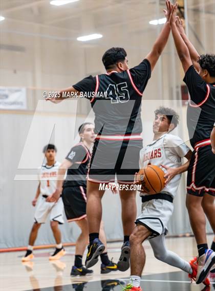 Thumbnail 2 in Katella @ Segerstrom photogallery.