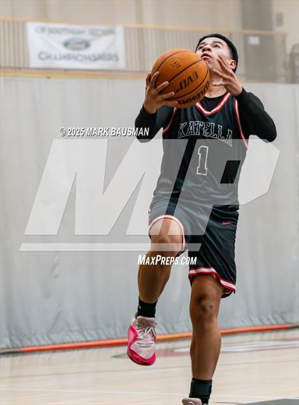 Thumbnail 3 in Katella @ Segerstrom photogallery.