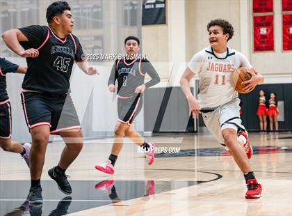 Thumbnail 1 in Katella @ Segerstrom photogallery.