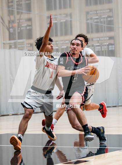 Thumbnail 1 in Katella @ Segerstrom photogallery.