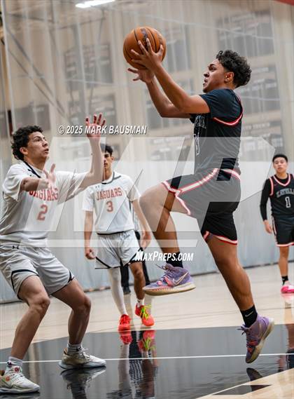 Thumbnail 3 in Katella @ Segerstrom photogallery.
