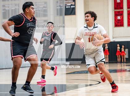 Thumbnail 2 in Katella @ Segerstrom photogallery.