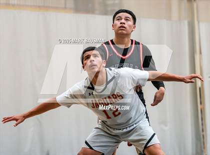 Thumbnail 3 in Katella @ Segerstrom photogallery.