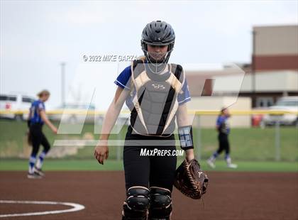 Thumbnail 1 in Hutchinson @ Eisenhower photogallery.