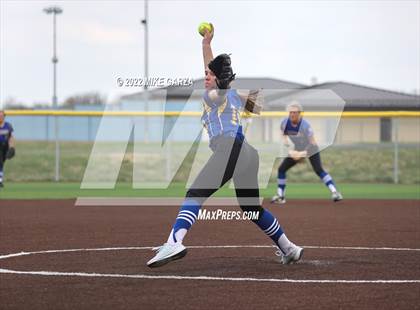 Thumbnail 2 in Hutchinson @ Eisenhower photogallery.