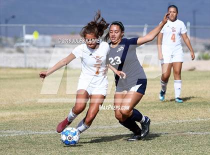 Thumbnail 1 in Legacy vs Centennial photogallery.