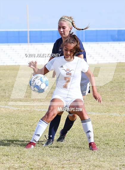 Thumbnail 3 in Legacy vs Centennial photogallery.