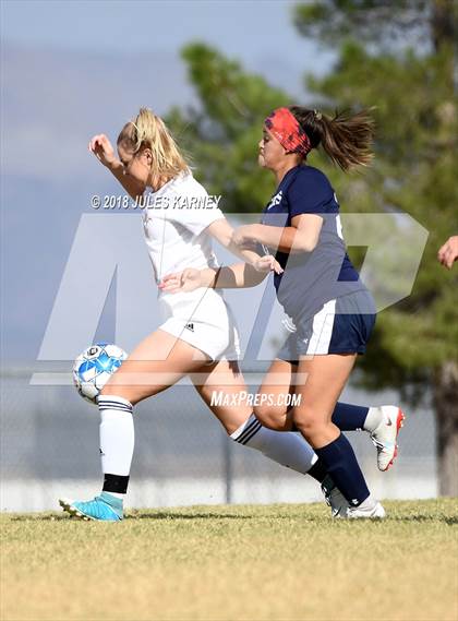 Thumbnail 2 in Legacy vs Centennial photogallery.