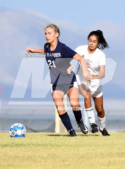 Thumbnail 1 in Legacy vs Centennial photogallery.