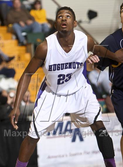 Thumbnail 2 in New Rochelle vs. Northport (NYSPHSAA Class AA Semifinal) photogallery.