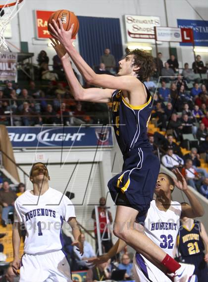 Thumbnail 2 in New Rochelle vs. Northport (NYSPHSAA Class AA Semifinal) photogallery.