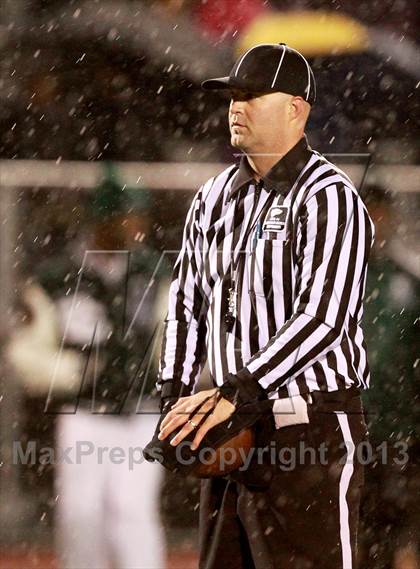 Thumbnail 2 in Marin Catholic vs. El Cerrito (CIF NCS D3 Final) photogallery.