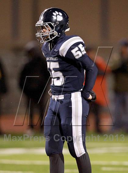Thumbnail 1 in Marin Catholic vs. El Cerrito (CIF NCS D3 Final) photogallery.