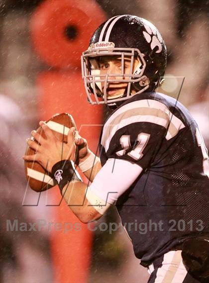 Thumbnail 3 in Marin Catholic vs. El Cerrito (CIF NCS D3 Final) photogallery.