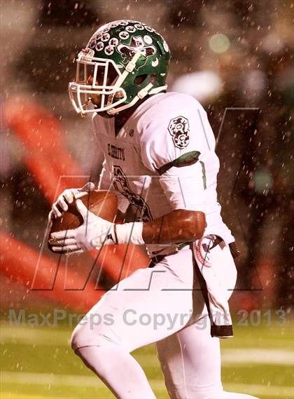 Thumbnail 2 in Marin Catholic vs. El Cerrito (CIF NCS D3 Final) photogallery.