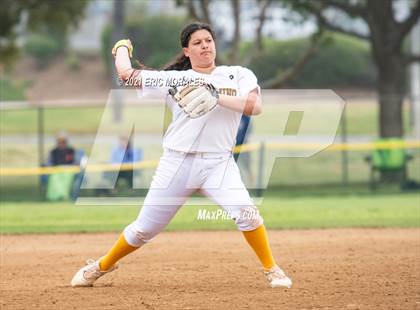 Thumbnail 1 in El Camino vs Grossmont (Cougar Classic) photogallery.