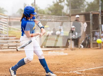 Thumbnail 2 in El Camino vs Grossmont (Cougar Classic) photogallery.