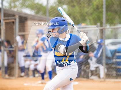 Thumbnail 2 in El Camino vs Grossmont (Cougar Classic) photogallery.