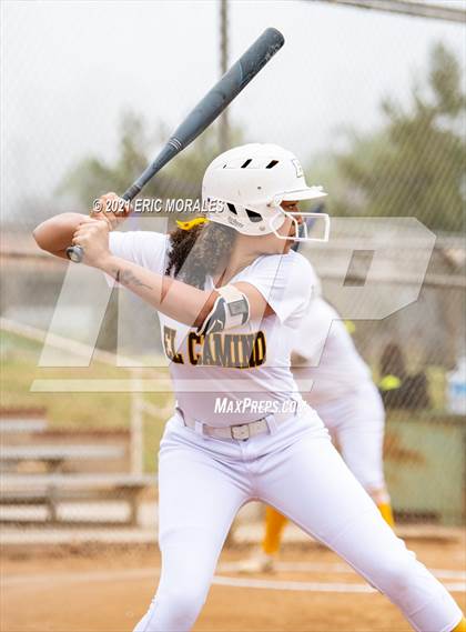 Thumbnail 1 in El Camino vs Grossmont (Cougar Classic) photogallery.