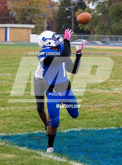 Thumbnail 2 in Carbondale @ Cahokia (IHSA 5A Second Round Playoff) photogallery.