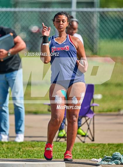 Thumbnail 1 in UIL 6A Track & Field Area 21&22 (Shot Put) photogallery.