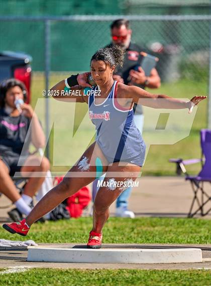 Thumbnail 2 in UIL 6A Track & Field Area 21&22 (Shot Put) photogallery.