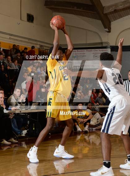 Thumbnail 3 in Sierra Canyon vs. Damien (La Canada Holiday Tournament) photogallery.
