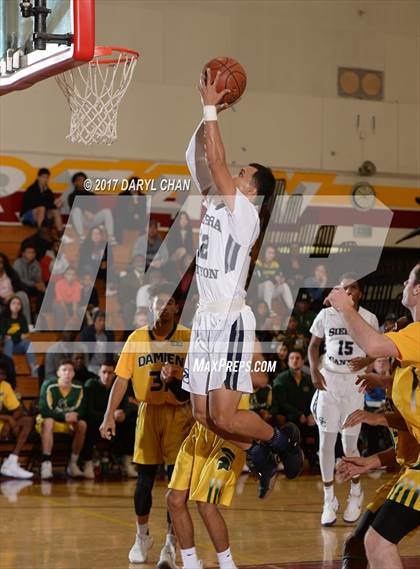 Thumbnail 3 in Sierra Canyon vs. Damien (La Canada Holiday Tournament) photogallery.