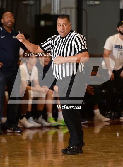 Thumbnail 3 in Sierra Canyon vs. Damien (La Canada Holiday Tournament) photogallery.