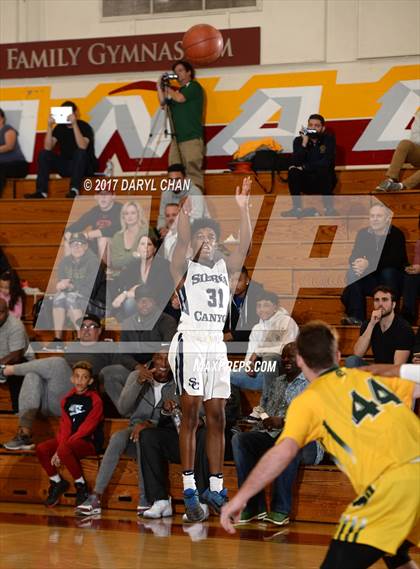 Thumbnail 3 in Sierra Canyon vs. Damien (La Canada Holiday Tournament) photogallery.